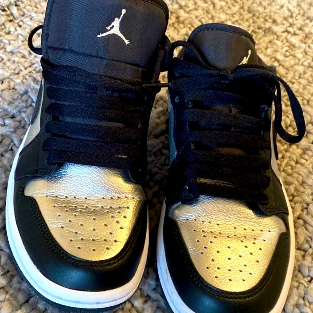 Jordan Silver Toe Low 6.5